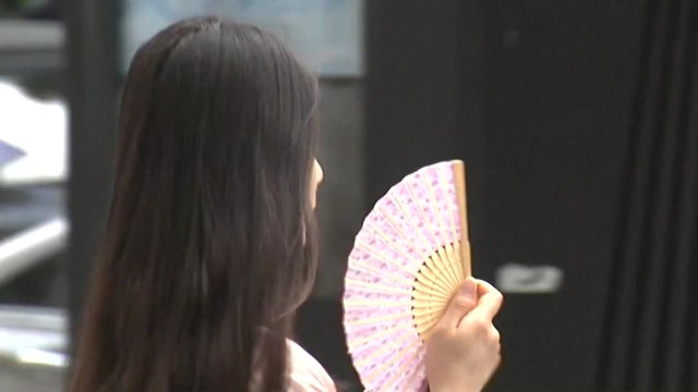 [날씨] 장마 소강, 무더위 기승...주말 전국 장맛비 / YTN