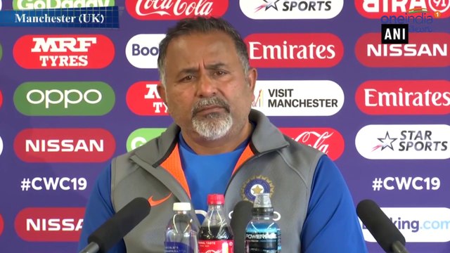 ICC Cricket World Cup 2019: Bharat Arun Comments On MS Dhoni's Slow Batting!!
