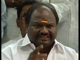 தேமுதிகவில் விஜயகாந்த் மனைவி ஆதிக்கம்: சந்திரகுமார்