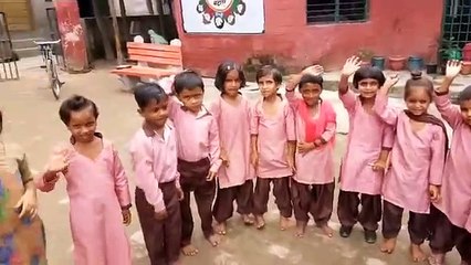 Teaching students of body parts about school