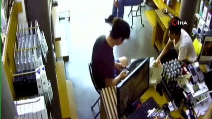 Cep telefonu bomba gibi böyle patladı