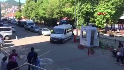 ZONGULDAK UYUŞTURUCUDAN ADLİYEYE SEVK EDİLEN ŞÜPHELİ ADALET İSTİYORUM