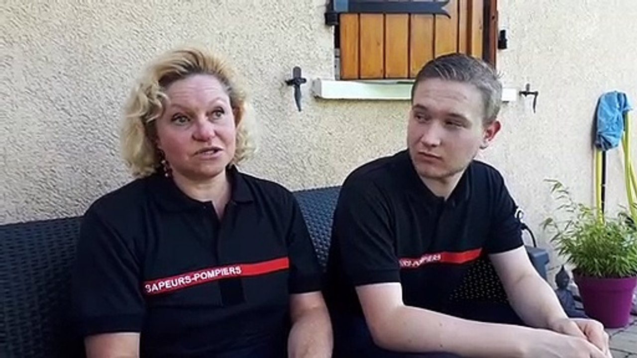 Pompiers volontaires de mère en fils