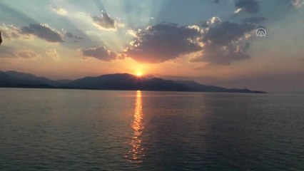 Akdamar Adası'nda çok dilli konser