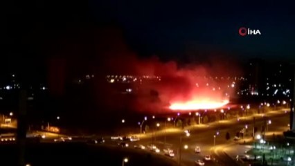 Diyarbakır'da tarla alev alev böyle yandı