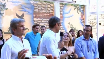 MICOTAKIS GUMULCINEDEN TURKIYEYE MESAJ GONDERDI