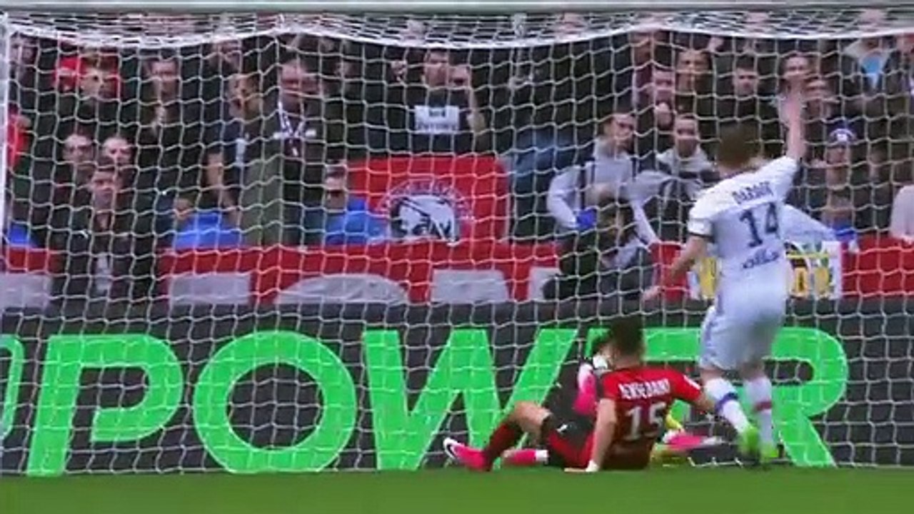 02/04/17 : SRFC-OL : penalty manqué Lacazette (6')