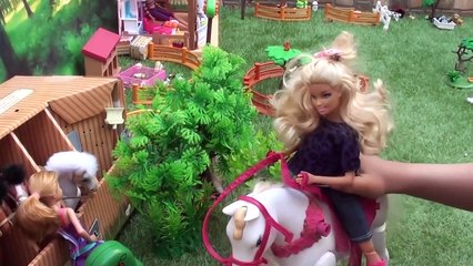 Elsa and Anna toddlers horse riding with Barbie and Chelsea