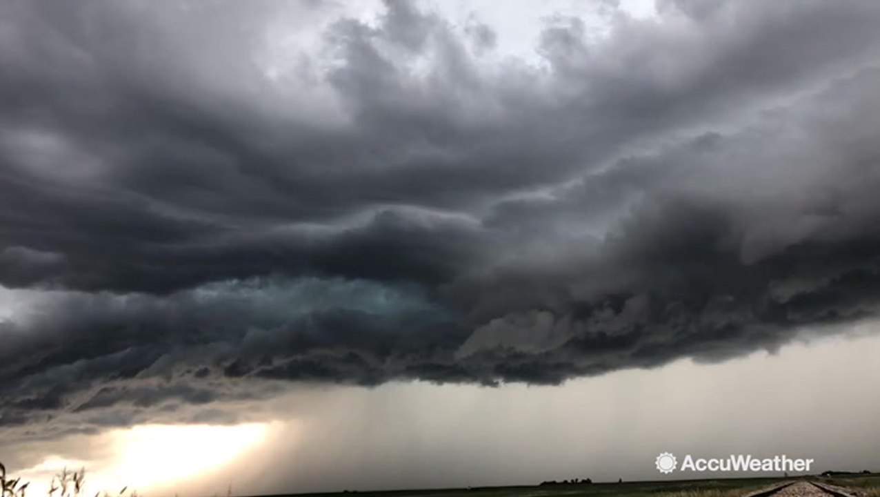 Incredible timelapse shows off swirling storm