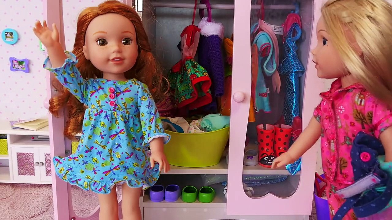 Petitcollin Baby Doll Evening Routine Bunk Bed Toys!