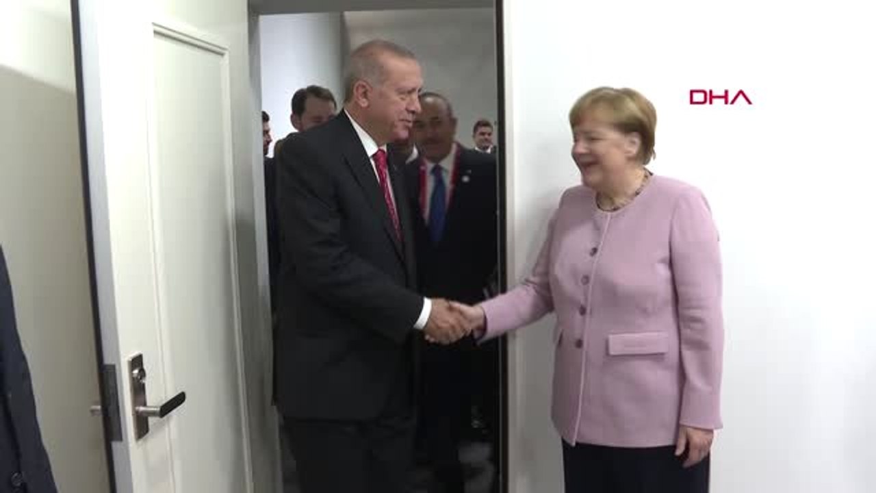 DHA DIŞ - Cumhurbaşkanı Erdoğan, Japonya'daki G20 Zirvesinde Almanya Başbakanı Merkel ile görüştü