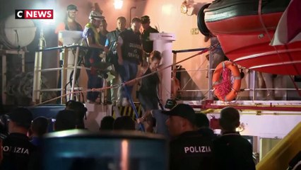 La capitaine du Sea-Watch arrêtée après avoir accosté de force à Lampedusa