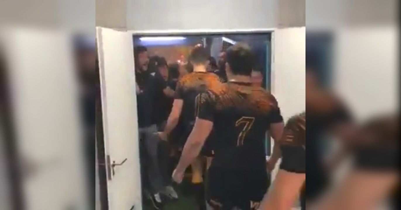 La sortie à l'ancienne des Jaguares avant leur demie