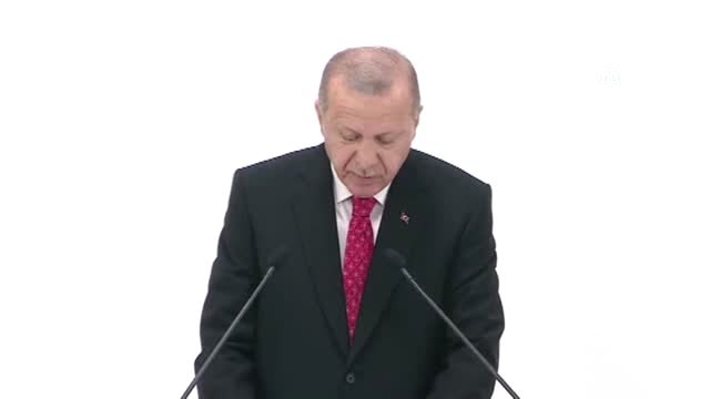 Cumhurbaşkanı Erdoğan: Hiçbir denetim ve düzenlemenin olmadığı sosyal medya mecrasında, yalan ve...
