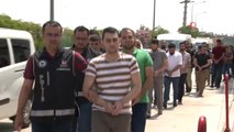 FETÖ'den gözaltına alınan 20 kişi adliyeye sevk edildi