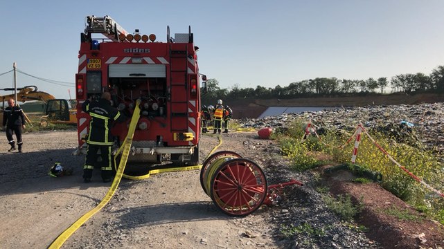 Entraînement des pompiers au centre d’enfouissement des déchets