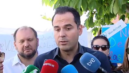 Aguado dice que habrá elecciones en la Comunidad si VOX se "empeña" en rechazar la coalición Cs-PP