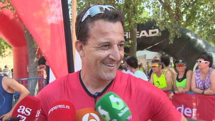 César Sánchez participa en el reto solidario Santander Triatlón