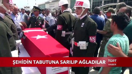 Şehidin Tabutuna Sarılıp Ağladılar