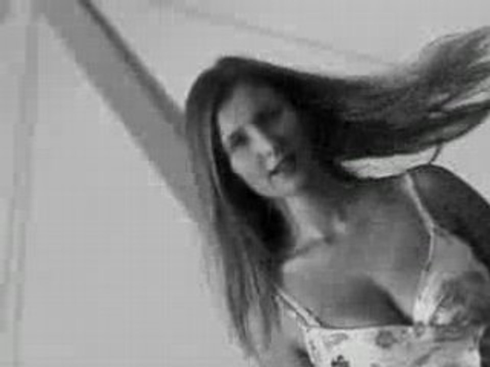 Cclaudia in cologne-germany - www.rokaproducciones.com