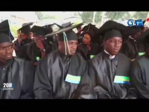 RTG/Cérémonie de remise de certificats à la 16 ème promotion du centre de spécialisation professionnelle de Port - gentil