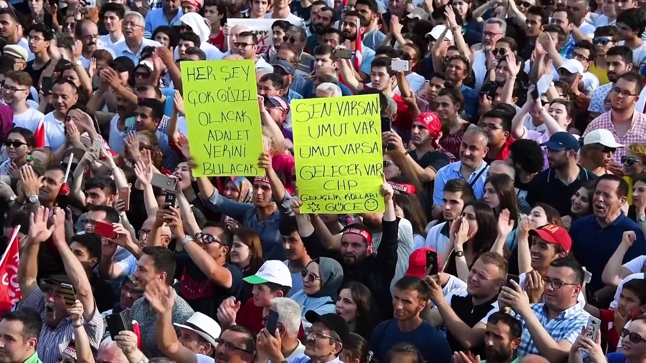 Ekrem İmamoğlu - Her Şey Çok Güzel Olacak Şarkısı