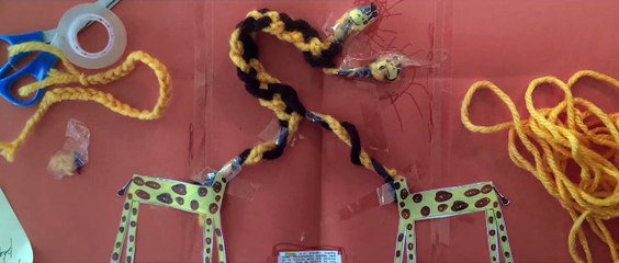 TRISTEZA E ALEGRIA NA VIDA DAS GIRAFAS Trailer