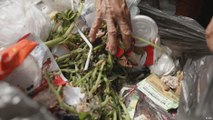 الفلبين - مبالغة في إلقاء الأطعمة في حاويات القمامة