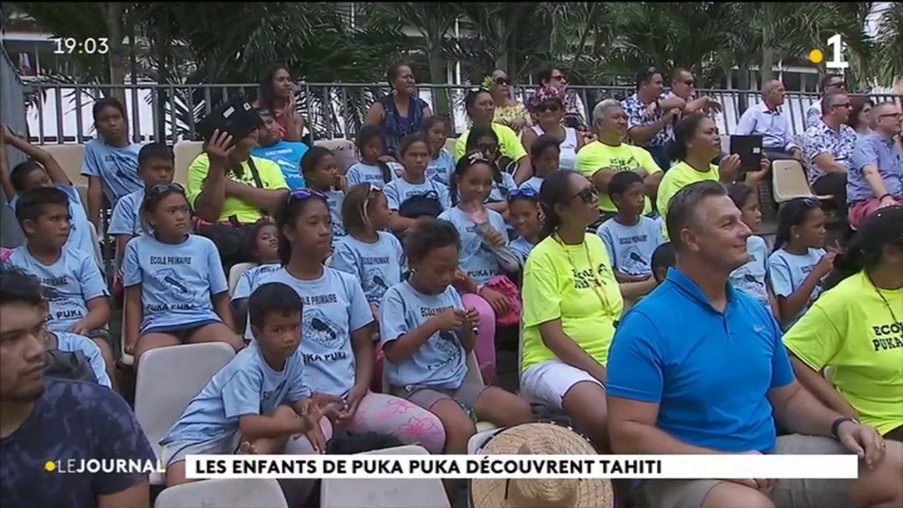 Les enfants de Puka Puka découvrent tahiti