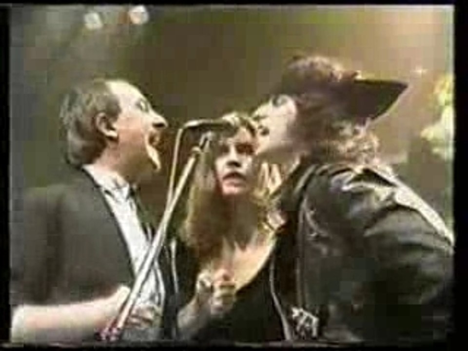 Charly Garcia Demoliendo Hoteles En Vivo Argentina 1988