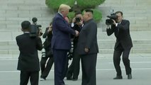 북한 땅 처음 밟은 트럼프...남북미 판문점 악수 / YTN