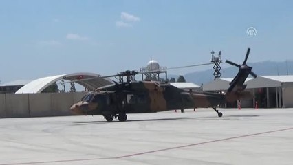 Hakkari'de Şehit Asker için tören (2)