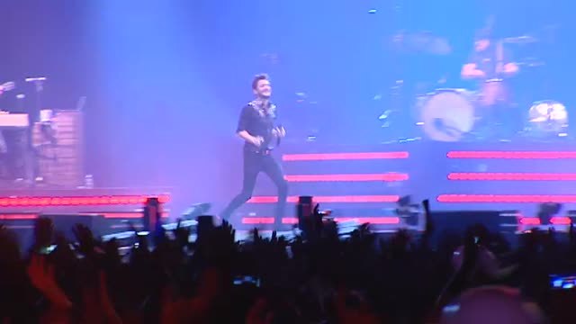 Manuel Carrasco llena el Wanda Metropolitano y cumple así uno de sus sueños