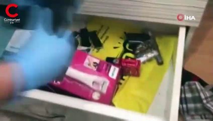 Babasını öldürtmek için sevgilisi ile plan yapmış