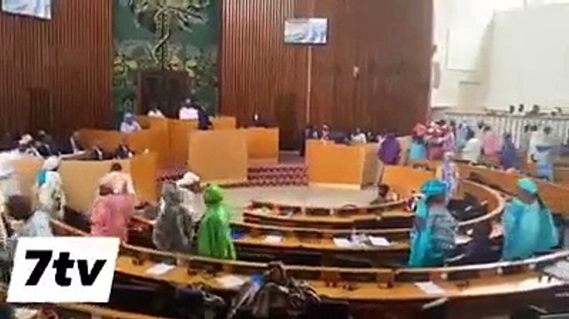 Les députés de la majorité présidentielle boudent le discours de Ousmane Sonko