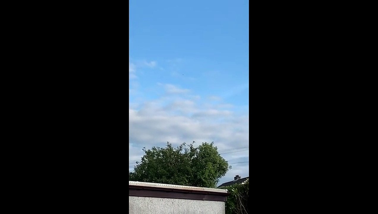 UK Mysterious Object caught in sky June 11 2019