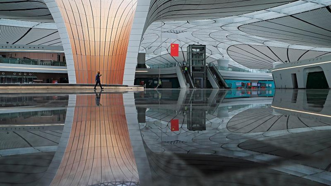 Ανοίγει το μεγαλύτερο αεροδρόμιο στον κόσμο