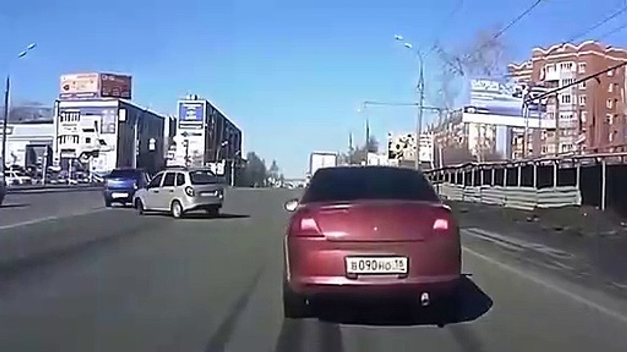 Car crashes  -320