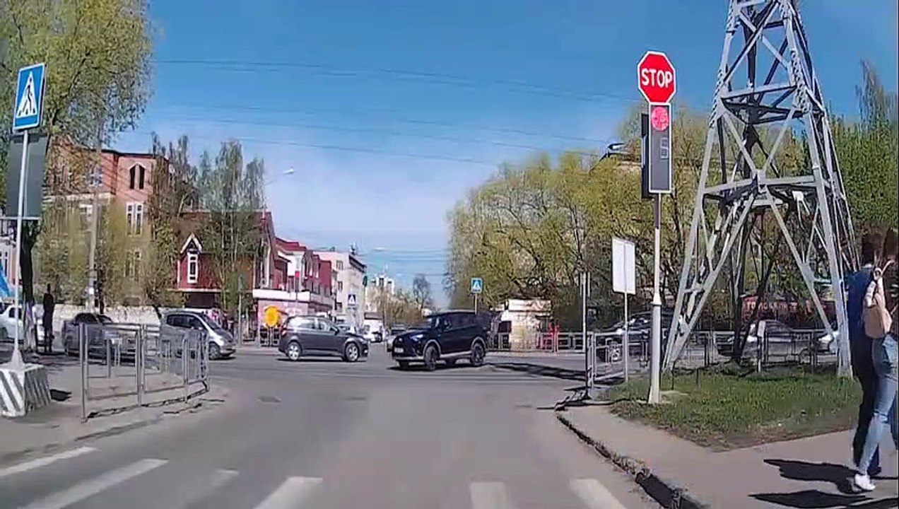 Car crashes  -321