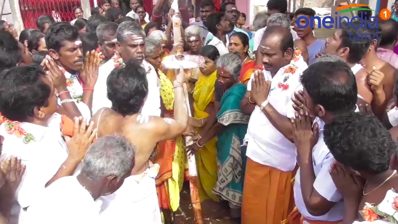 தீர்த்தக்குடம் எடுப்பதற்காக முன்னாள் எம்.எல்.ஏ காமராஜ் காப்புகட்டினார்
