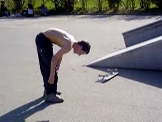 Mon fréro y'a 4 ans!!