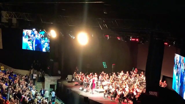 Ekrem İmamoğlu Zülfü Livaneli konserine katıldı! İşte konsere damga vuran o an