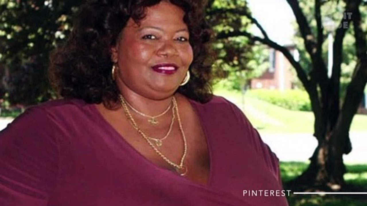 Annie HawkinsTurner, la donna con il seno più grande del mondo Video