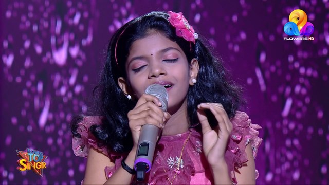 ശലഭമായ് ഉയർന്ന് പാട്ടിന്റെ മായാലോകം തീർത്ത് പ്രേക്ഷകരുടെ സ്വന്തം ശിവാനി..!!