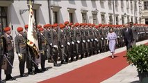 Vienna - Mattarella in visita di Stato. Cerimonia di benvenuto Inni Onori (01.07.19)