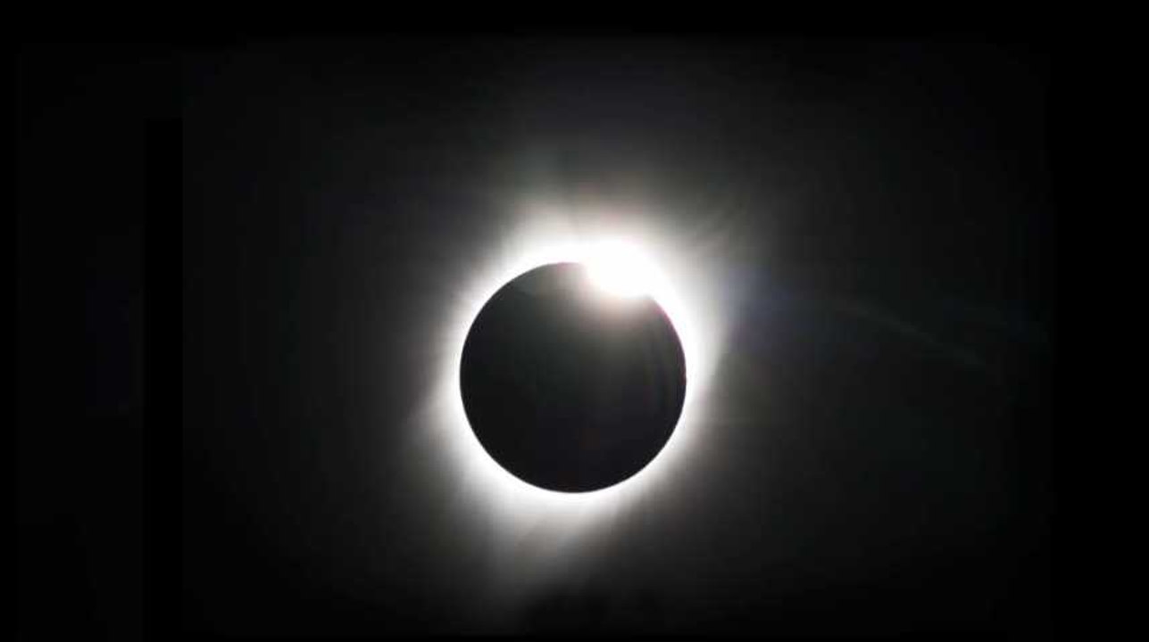 Tout savoir sur l'éclipse solaire totale du 2 j...