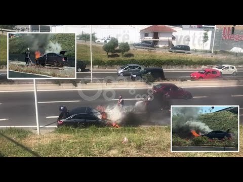 RTV Ora - Makina përfshihet nga flakët në autostradën Tiranë-Durrës, shikoni pamjet
