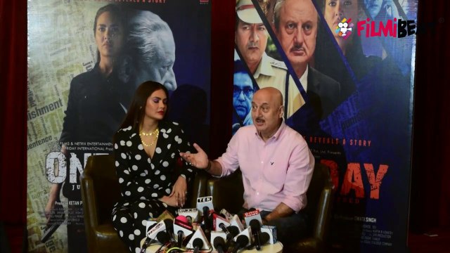 Anupam Kher shares his bonding with Esha Gupta during One Day film Promotion |FilmiBeat