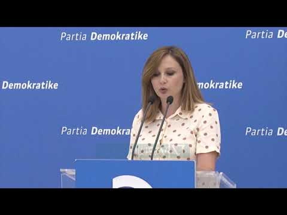 PD: Rama, dhune ndaj shqiptareve - News, Lajme - Vizion Plus