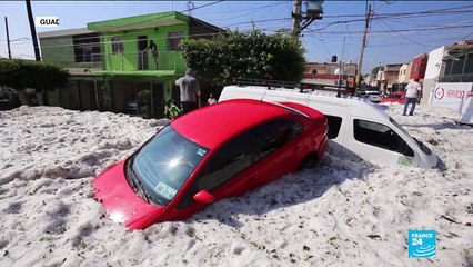 Grêle dans les tropiques : la ville mexicaine de Guadalajara sous la glace